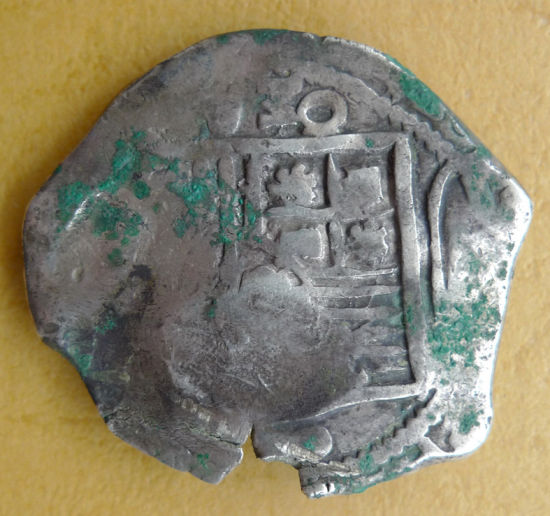无年号的西属墨西哥十字币加盖葡属巴西标记600雷斯(背)