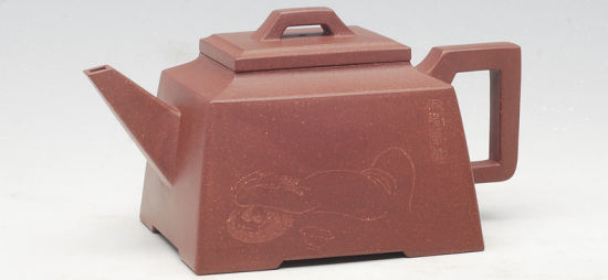 周良荣制作 申方壶