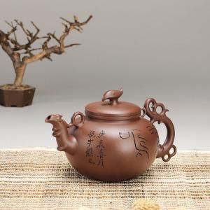 韩美林设计、周桂珍制凤鸣壶  