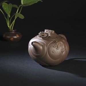 朱可心制鱼化龙壶