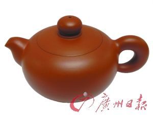 谢华作品《贵妃壶》