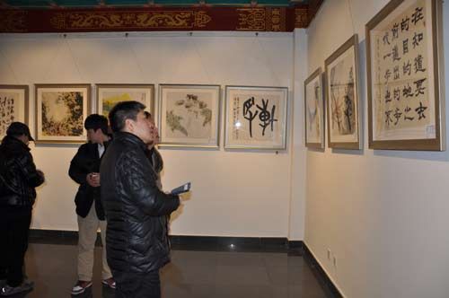 第一届中韩书画展展览现场作品