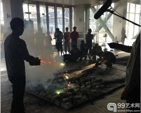 蔡国强在上海当代艺术馆开炸