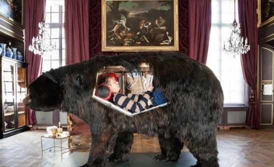 42岁法国疯狂行为艺术家欲在灰熊尸体内居住13日
