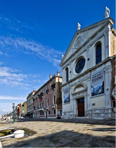 展览场地威尼斯圣玛利亚教堂外景