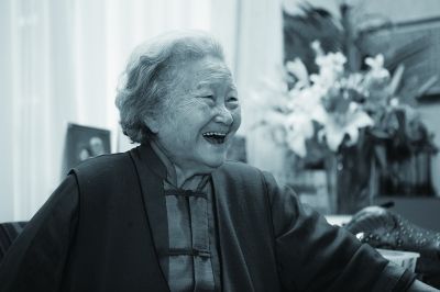 2009年邹佩珠在师牛堂