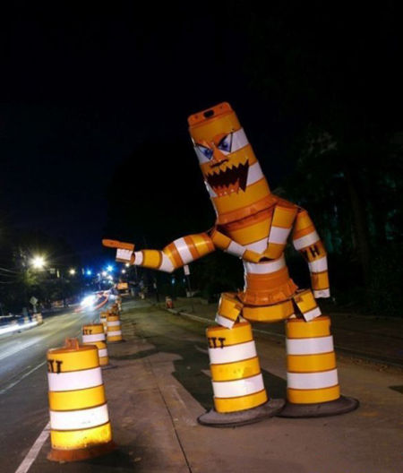 国外街头令人费解的雕塑