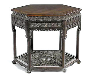 清乾隆 紫檀缠枝洋花收腿式六方几