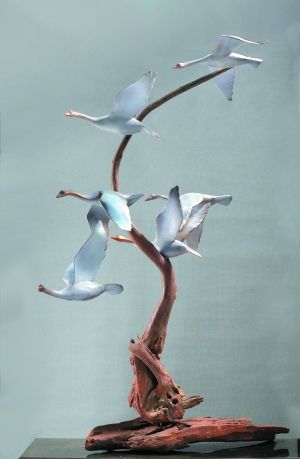 李蓝迪雕塑《天空之影》