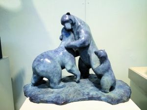 李蓝迪雕塑《聚首》