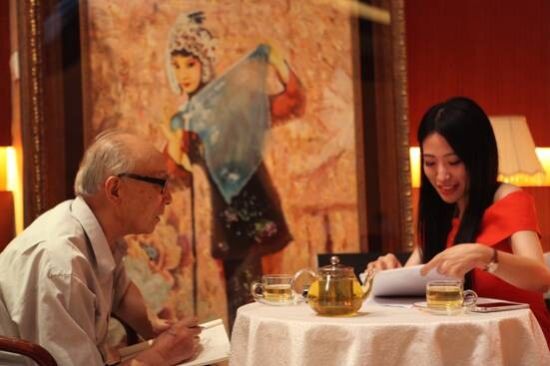 米巧铭与邵大箴合影