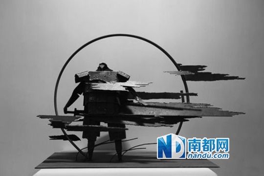 夏天的作品《夕阳》。