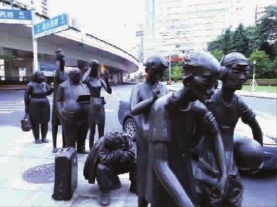 南京西路群雕塑现状