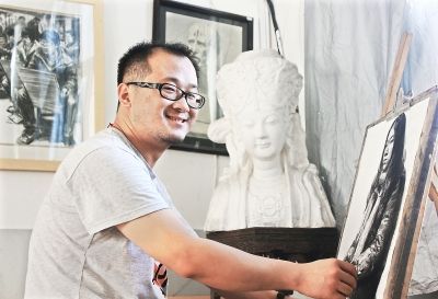 考取中央美术学院的李东华 见习记者 胡琴沁 摄