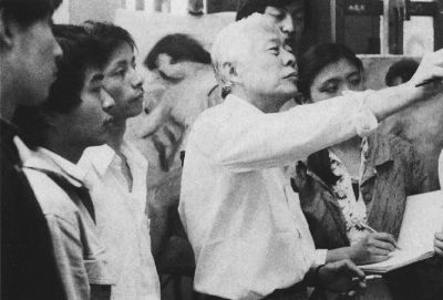 赵无极在杭州教学。