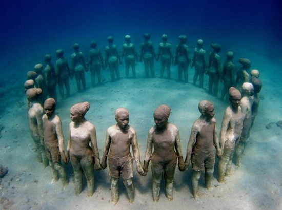 墨西哥坎昆海底雕塑