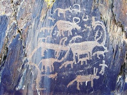 阿勒泰市汉达尕特乡多拉特沟岩画