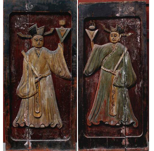 千年古刹二佛寺内发现的两幅古木雕画。合川区旅游局供图