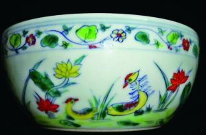 鸭子瓷碗