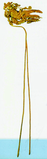 图7 陕西临潼的金代窑藏出土的一件金凤钗