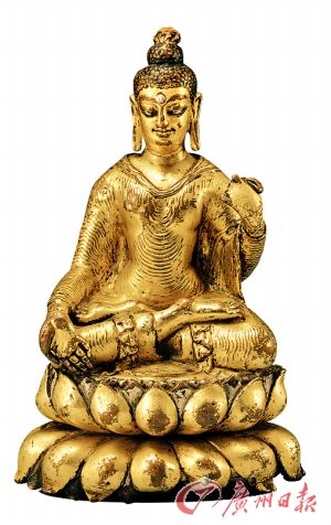 释迦牟尼 印度（5世纪） 高14cm 铜鎏金、鎏银、错银