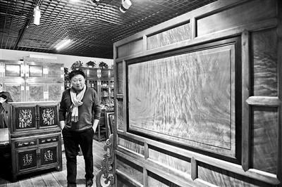 北京名贵木材市场里人气冷清摄影/本报记者 汪震龙