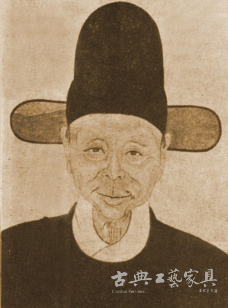 屠隆(1543年—1605年)字长卿，一字纬真，号赤水、鸿苞居士、娑罗馆主