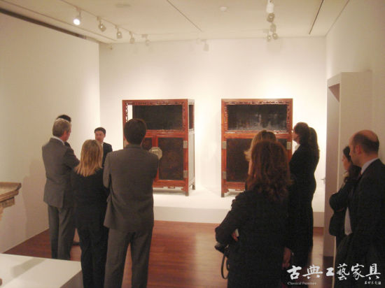 2006年，巴塞隆那高第基金会“中国宫廷家具艺术展”