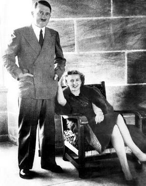 希特勒和爱娃·布劳恩 资料图片