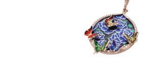 Fenix自然系列 　　拥有疯狂想象力的Fenix意大利设计师以大自然为灵感，将无数自然微缩景观细腻地展现出来。这一款项链造型运用珠宝设计中少见的珐琅工艺，用蓝色为主色调的绚烂色彩描绘大自然的景观，给佩戴者一颗回归自然的心。（何京京）