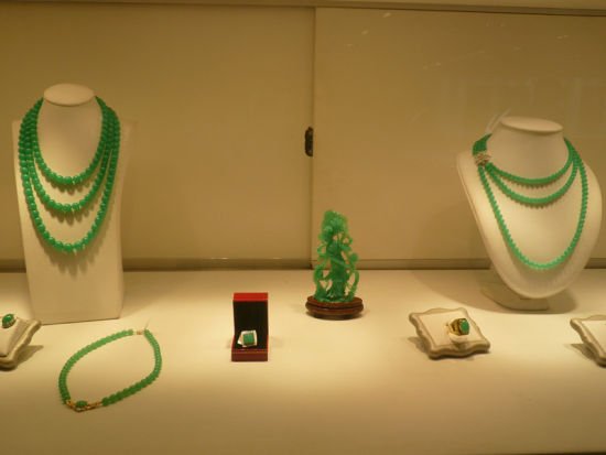 香港珠宝展的东陵石作品