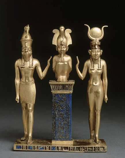 02:古埃及司阴府神三元体(公元前664-332年。材质：黄金、青金石)