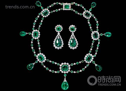 钻石祖母绿项链Diamond EmeraldNecklace