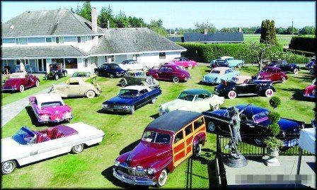 Jim Ratsoy的古董车放在自家后院。（加拿大《明报》）