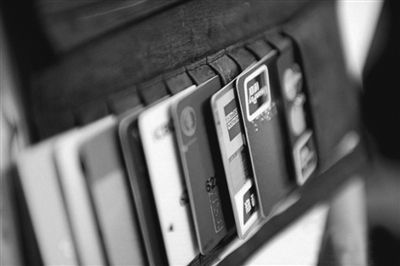 稀有银行卡身价已炒至上万元