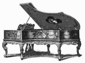 史上最昂贵的钢琴“路易十五”