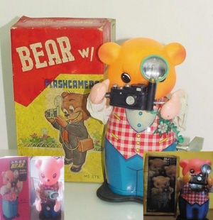 “小熊拍照”铁皮玩具