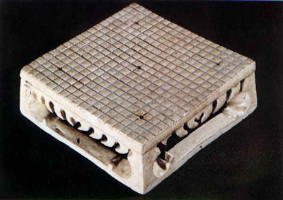 白釉瓷围棋盘