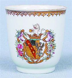1765年纹章瓷咖啡杯吴圣元