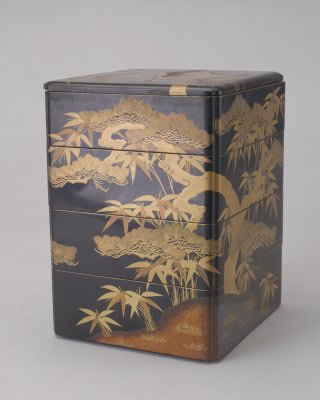 黑漆描金花卉纹方盒