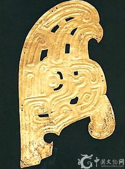 2015年4月法国向中国归还的东周时期猛禽金首