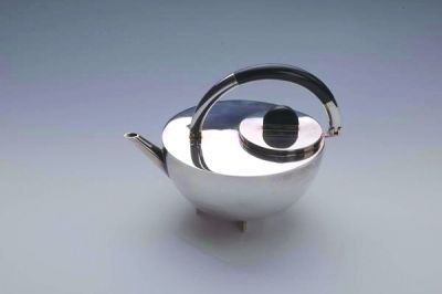 茶壶，玛丽安娜·布兰德（Marianne Brandt）