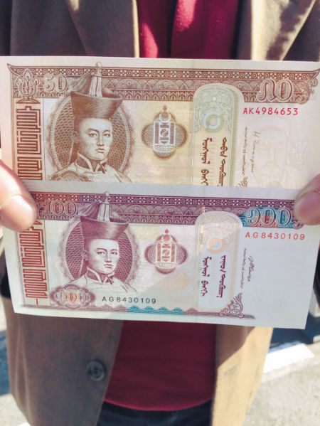 免费赠送纪念钞票活动背后，藏着投资艺术收藏品的“馅饼” 