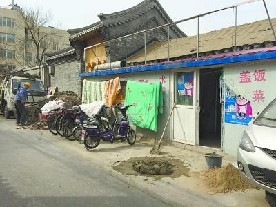 正在施工的违建。