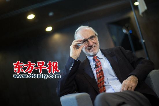 伦佐·皮亚诺在上海当代艺术博物馆 杨一 图