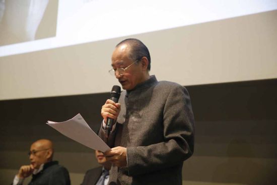 南京国际美术展组委会执行主席、南京利源集团董事长、百家湖国际文化投资集团董事长严陆根致辞