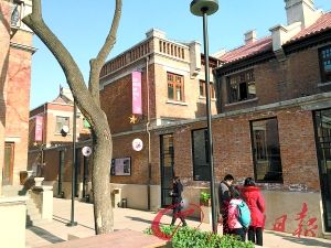 先农广场街景。