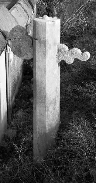 近日，记者再次返回现场，莲盘已经丢失 摄/法制晚报记者 崔毅飞