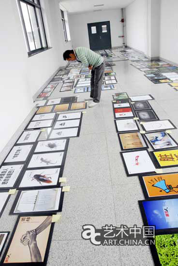 台前幕后 艺术奖项为哪般？