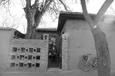 新林院8号的梁林故居现为咖啡厅但经营情况不好 摄 法制晚报记者 林晖